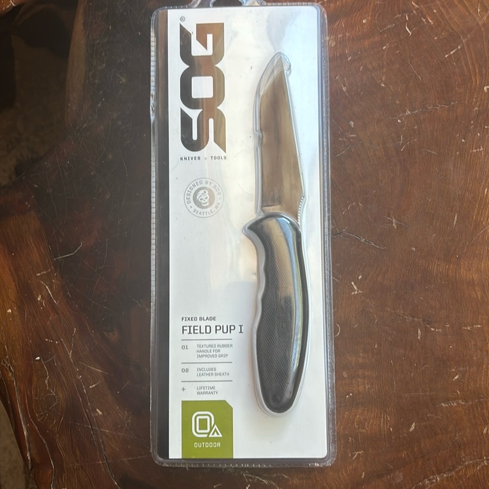 SOG field pup 1 knife